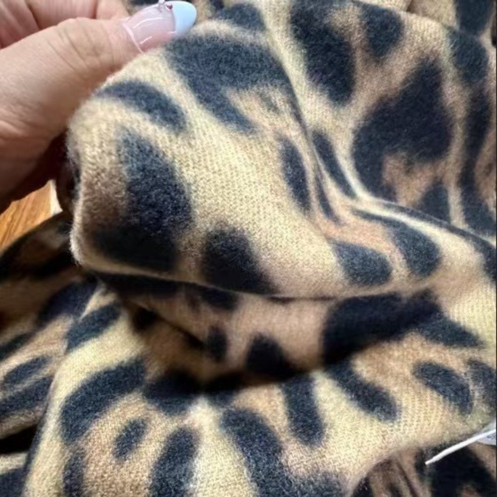 190*70CM Design Leopard Scarf  - Woven Scarf Blanket recensione e prezzo