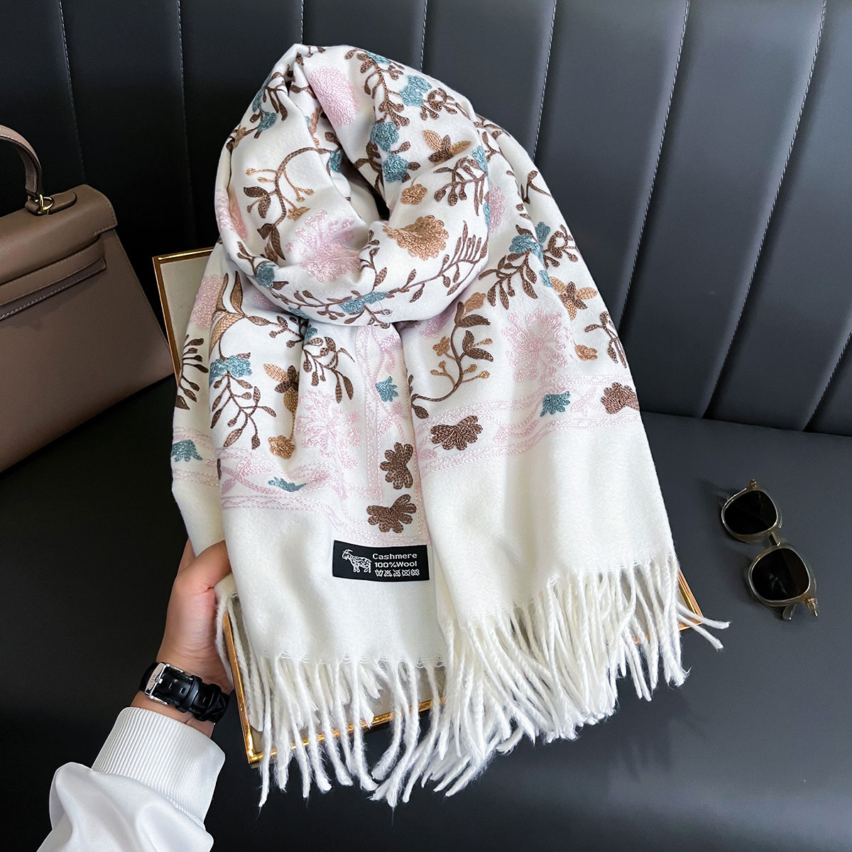 New Winter Warm Cashmere Scarf - Woven Scarf Blanket recensione e prezzo