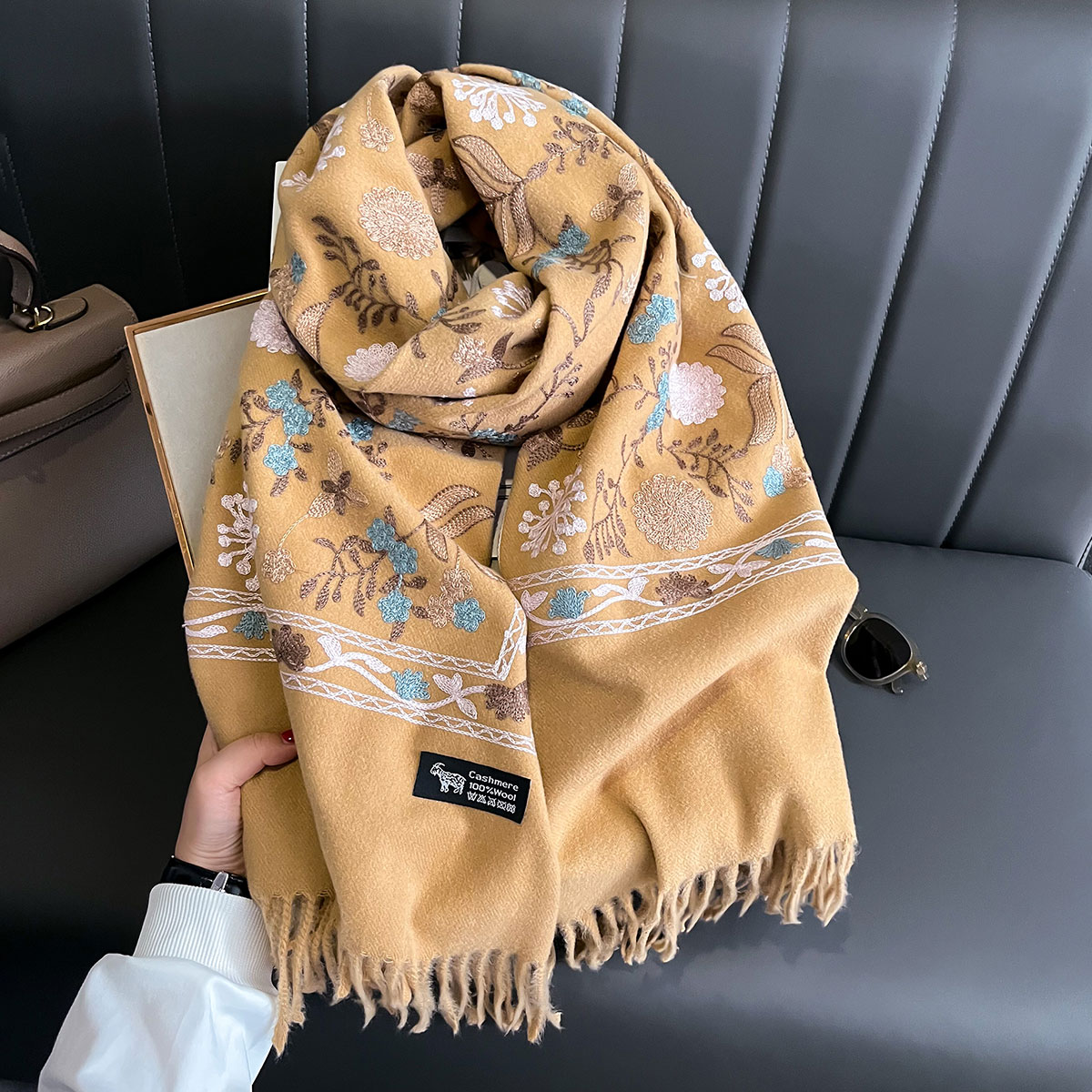 New Winter Warm Cashmere Scarf - Woven Scarf Blanket recensione e prezzo