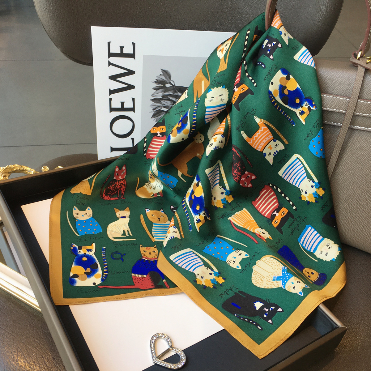 Luxury Brand 2023 Silk Square  - Silk Tie Striped recensione e prezzo