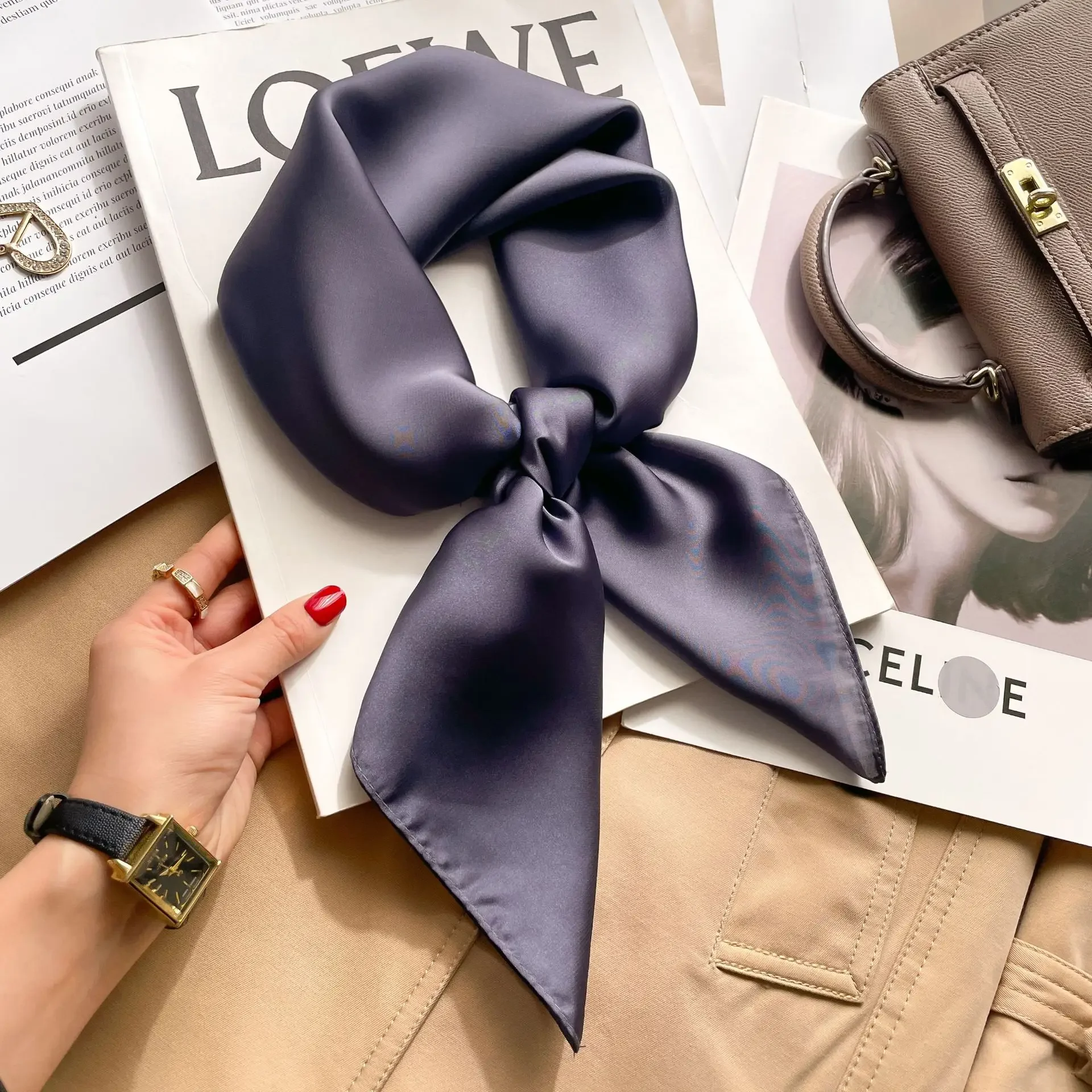 70cm Solid Colors Neckerchief  - Head Wrap Turban recensione e prezzo