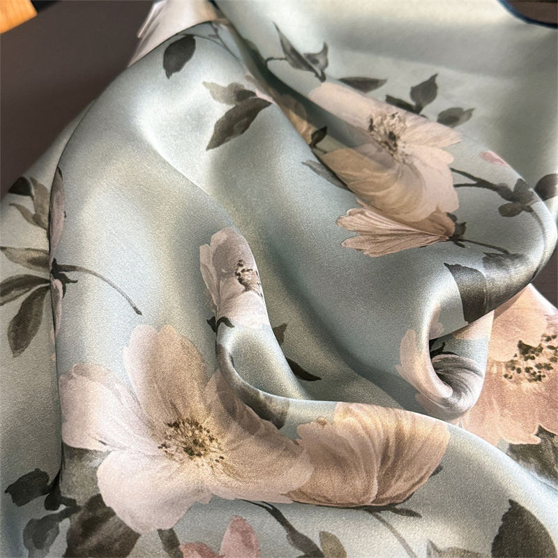 100% Silk Scarf Bandana Women  - Scarf Silk Square recensione e prezzo