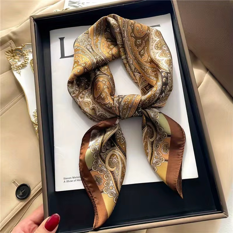 2025 New Fashion 70X70cmPrinte - Ascot Neck Scarf recensione e prezzo