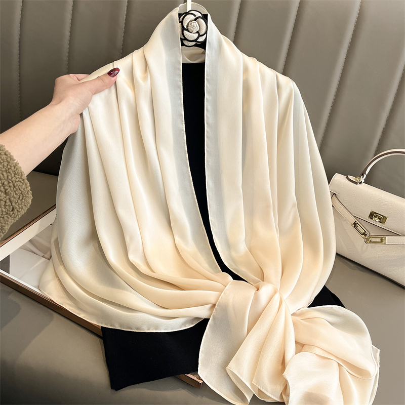 2024 Luxury Brand Spring Large - Pashmina Wrap Large recensione e prezzo