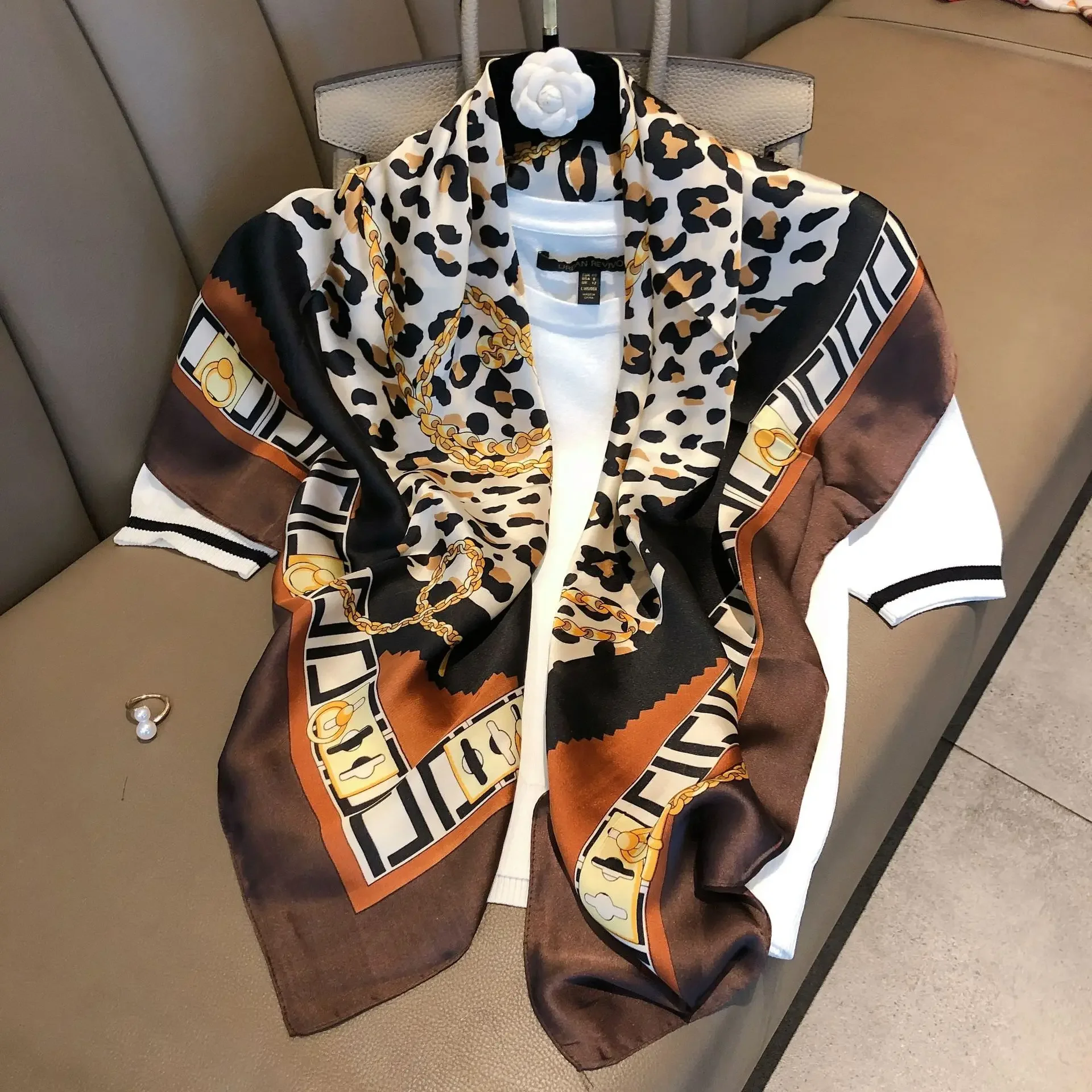 Light luxury 90 Silk scarf imi - Silk Tie Striped recensione e prezzo