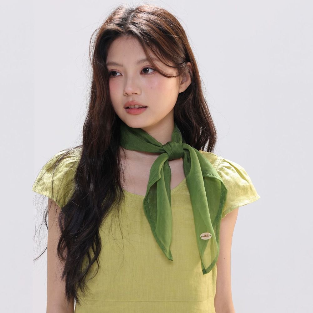 Retro Solid Color Small Square - Scarf Silk Square recensione e prezzo