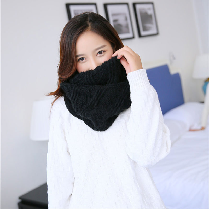 Unisex Winter Soft Chunky Knit - Infinity Scarf Knit recensione e prezzo