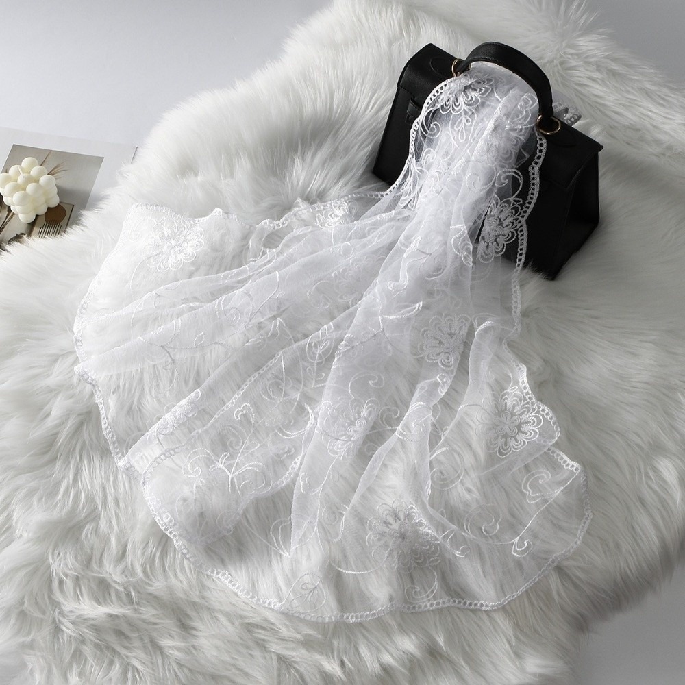 Lace Scarf Embroidered Floral  - Stole Wedding Shawl recensione e prezzo