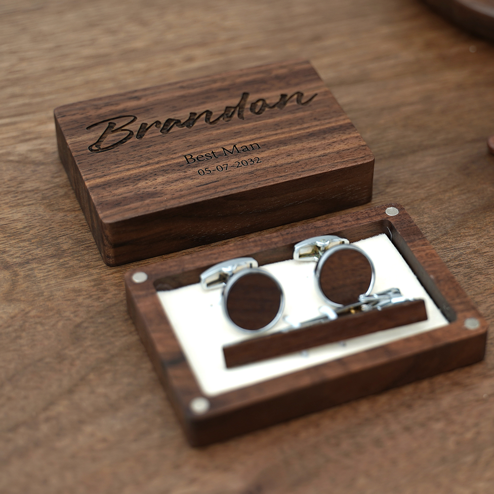 Name Engraved Groomsmen Best M - Tie Bar Set Gift recensione e prezzo